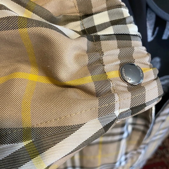 Burberry Stanford’s Reversible Jacket - Picture 5 of 16